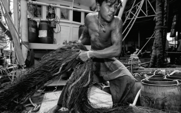 Employment practices and working conditions in Thailand’s fishing sector