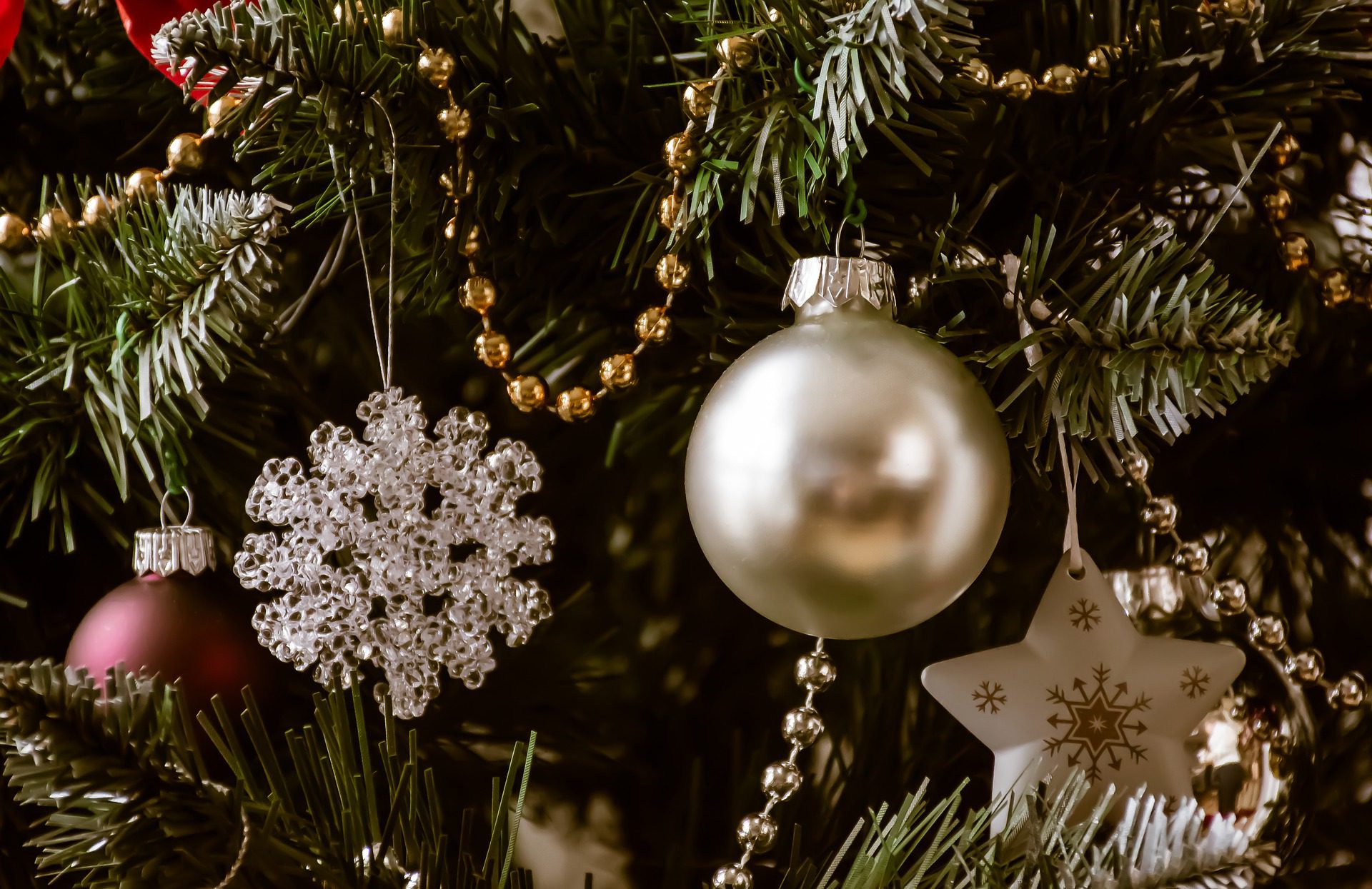 Christmas Ornaments, Child Labor