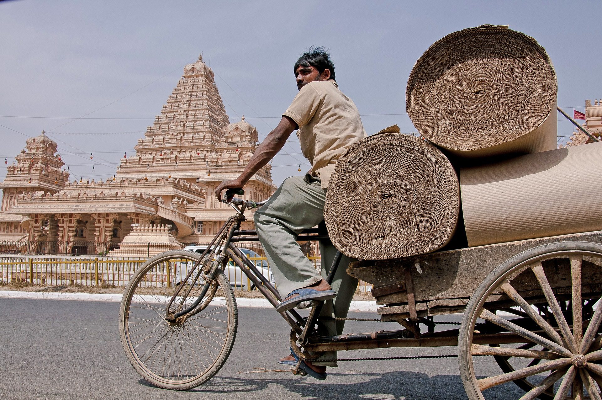 Financial Security Means Safer Migration: Reducing Vulnerabilities Among Migrant Workers in India’s Construction Industry