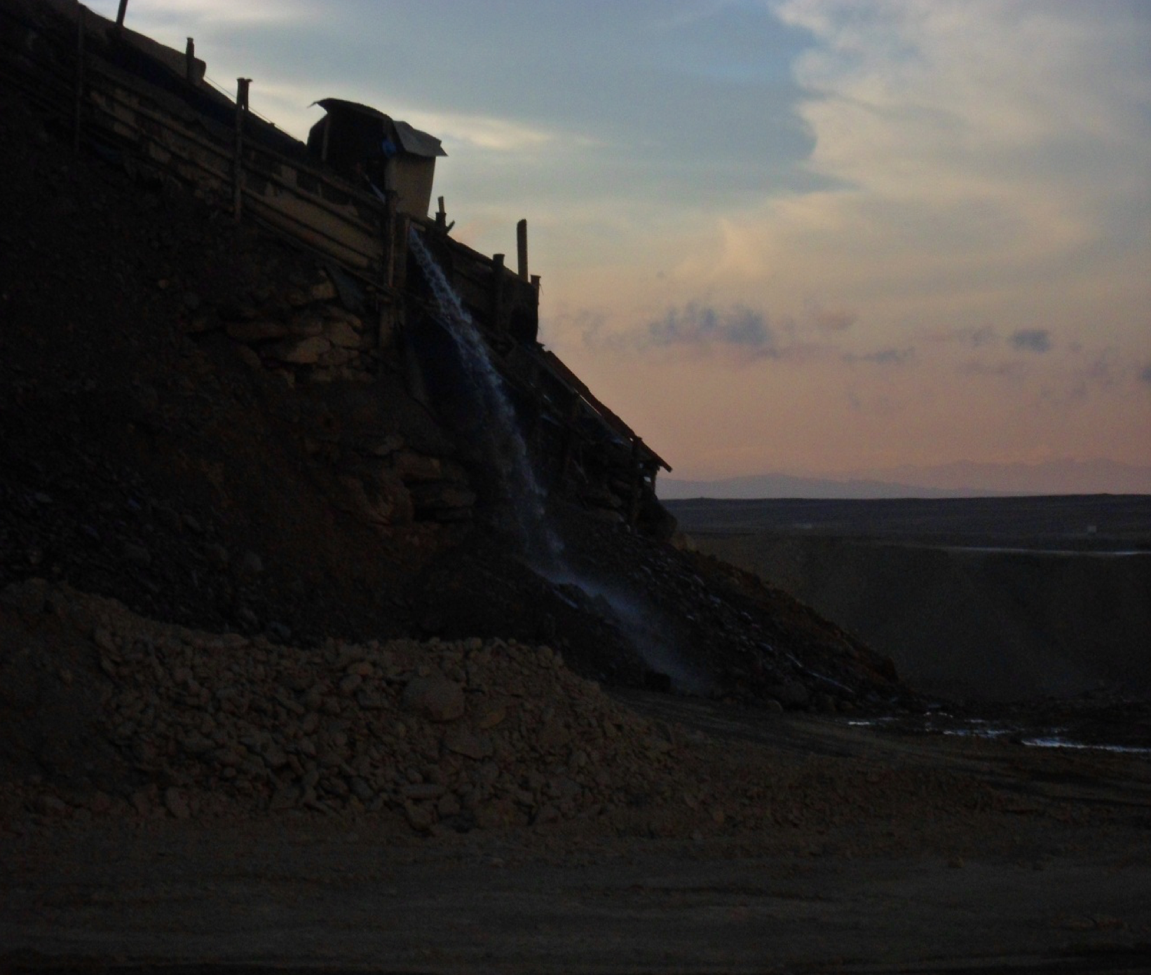 Análisis de Riesgo de Indicadores de Trabajo Forzoso y Trata de Personas en la Minería Ilegal de Oro en el Perú