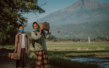 Melangkah Maju. Reintegrasi Korban Perdagangan Orang (trafficking) di Indonesia dalam Keluarga dan Masyarakat