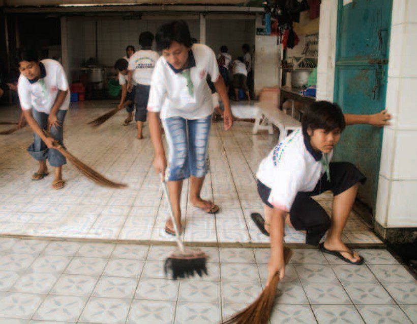 Swept Under the Rug: Abuses against Domestic Workers Around the World