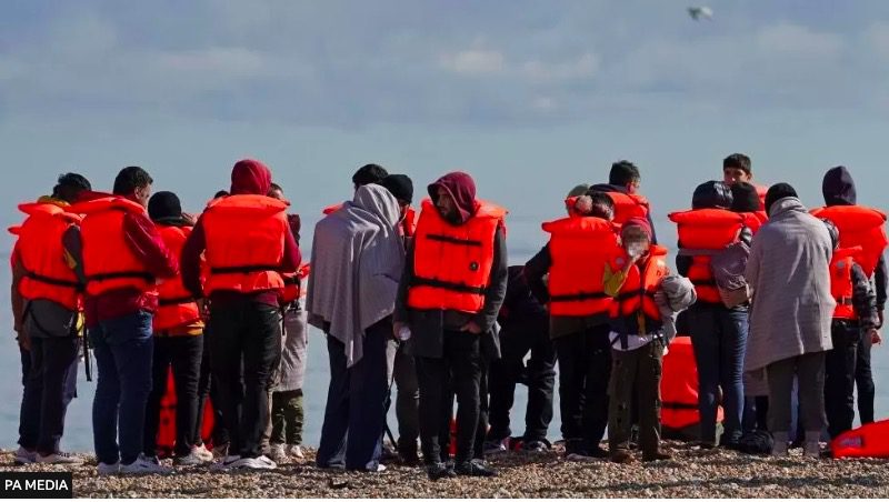Channel crossings: Dozens of Albanian child migrants go missing