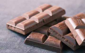 Chocolate industry makes billions as Ghanaian cocoa farmers seek a living wages