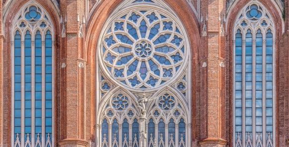 Women allege Opus Dei was their trafficker